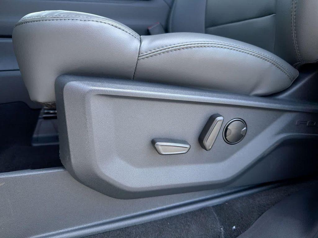 new 2026 Ford Expedition car, priced at $68,286