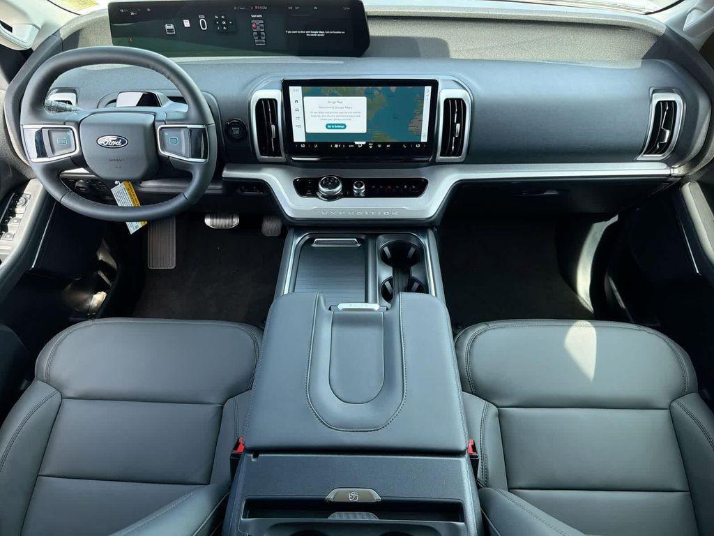 new 2026 Ford Expedition car, priced at $68,286