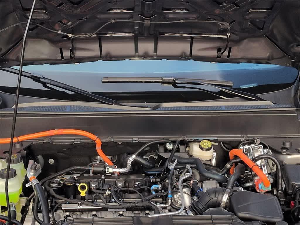 new 2025 Ford Maverick car, priced at $33,452