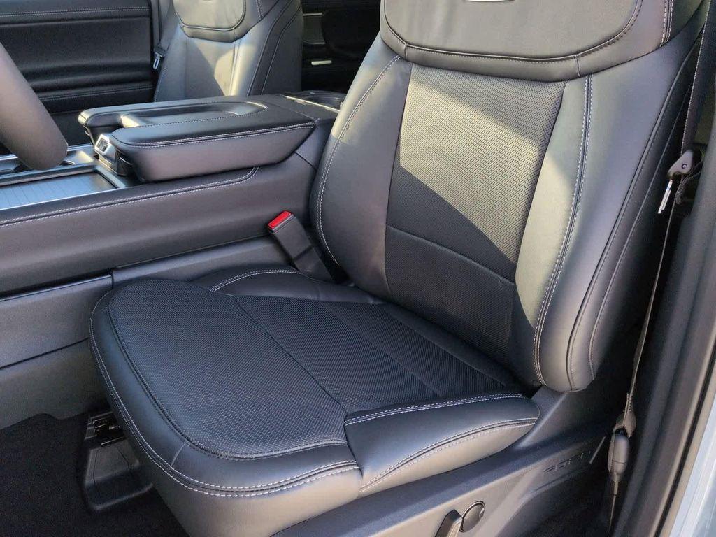 new 2025 Ford Expedition car, priced at $77,845