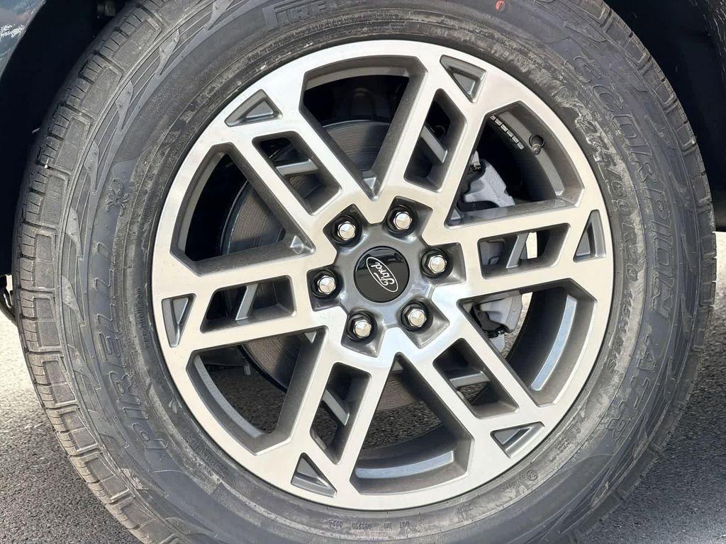 new 2026 Ford Expedition car, priced at $69,582