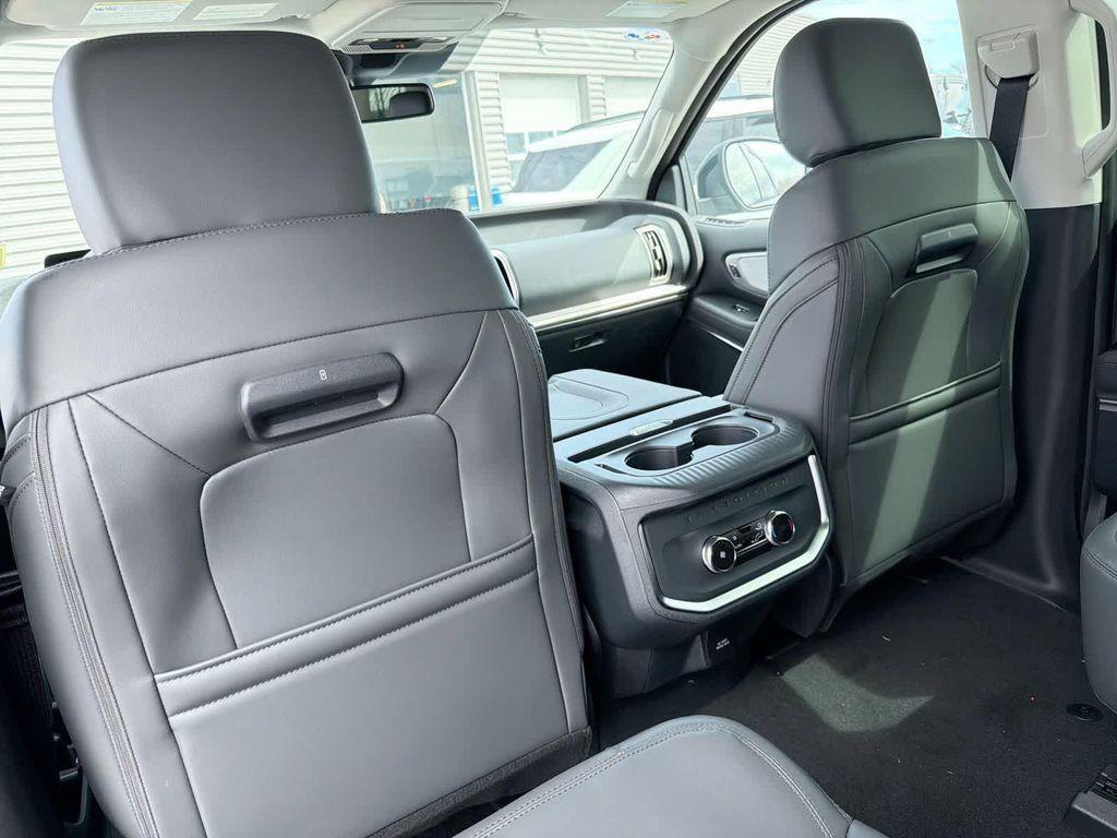 new 2026 Ford Expedition car, priced at $69,582