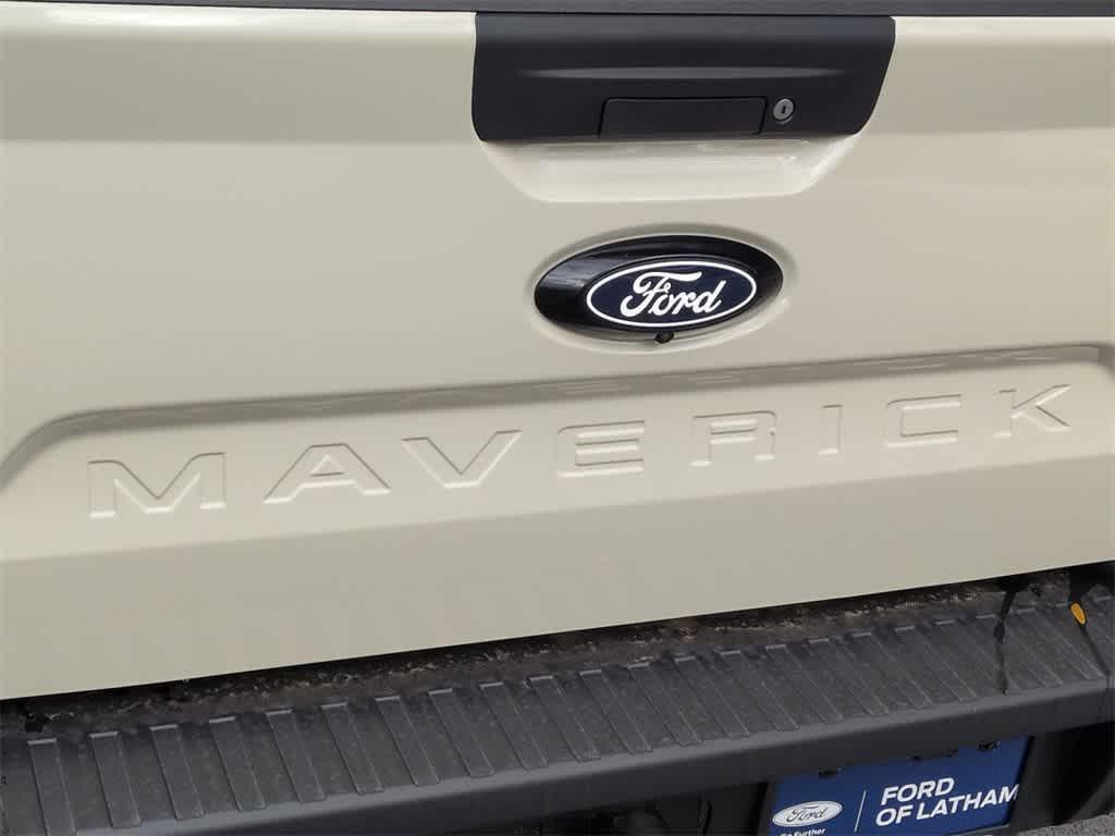 new 2025 Ford Maverick car, priced at $27,988