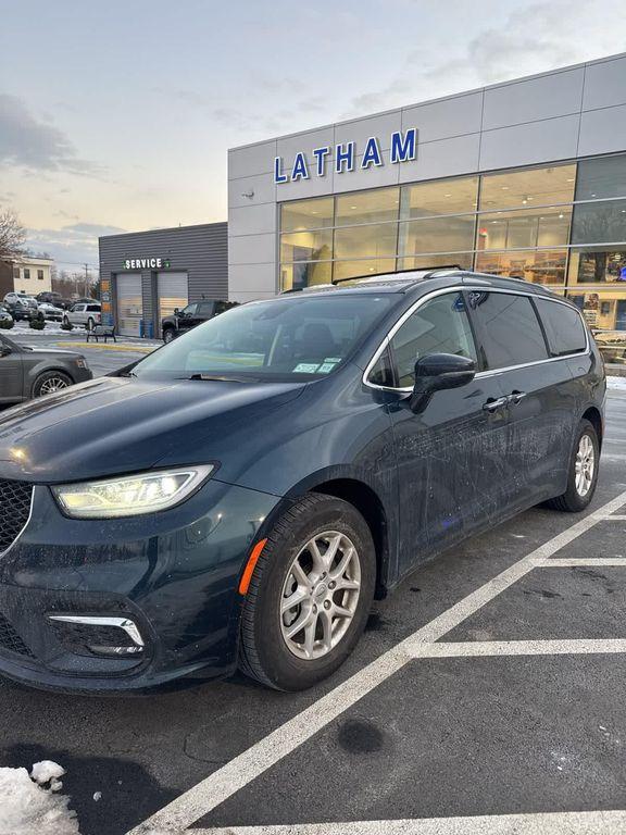 used 2021 Chrysler Pacifica car, priced at $18,350
