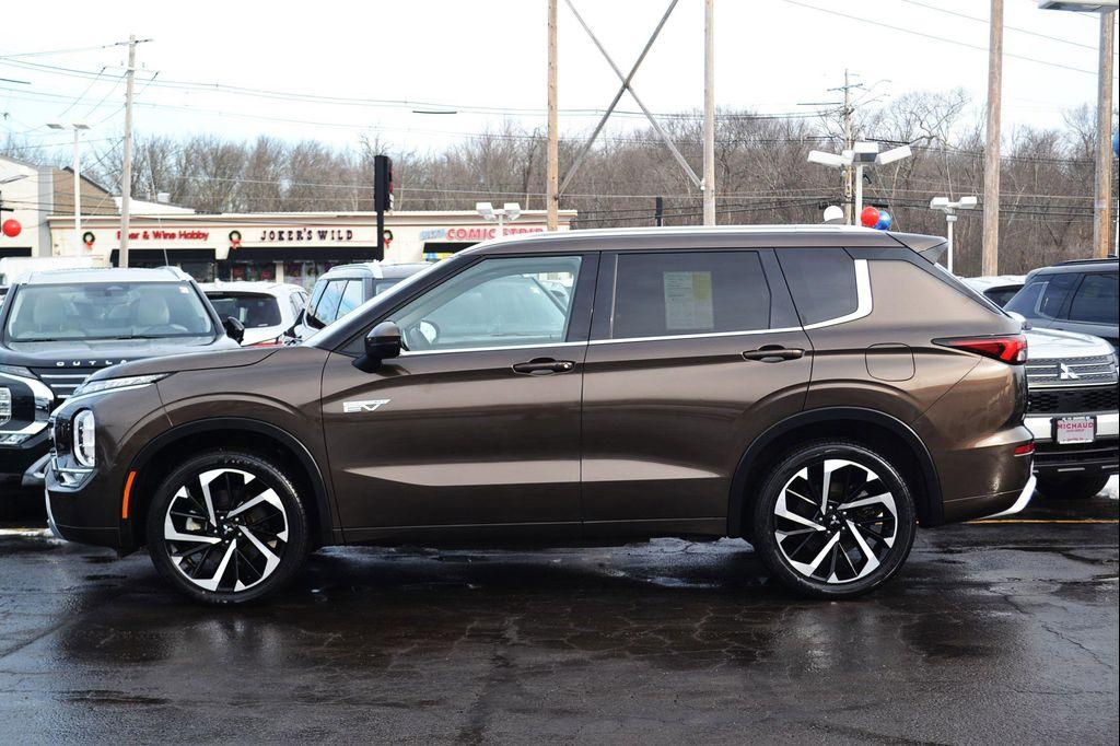 used 2024 Mitsubishi Outlander PHEV car, priced at $29,997