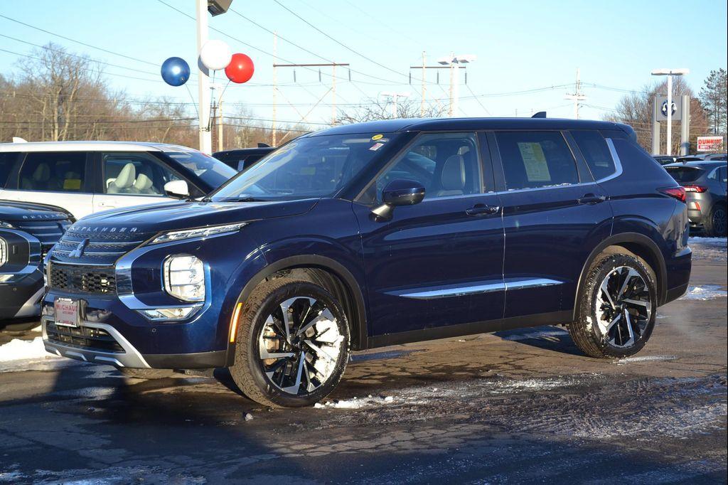 used 2022 Mitsubishi Outlander car, priced at $21,997