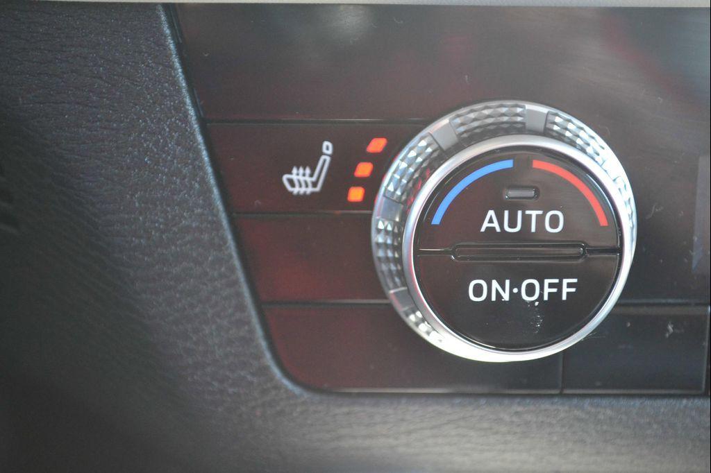 used 2025 Mitsubishi Outlander car, priced at $33,997
