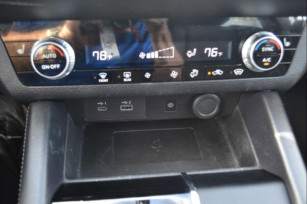 used 2024 Mitsubishi Outlander PHEV car, priced at $30,997