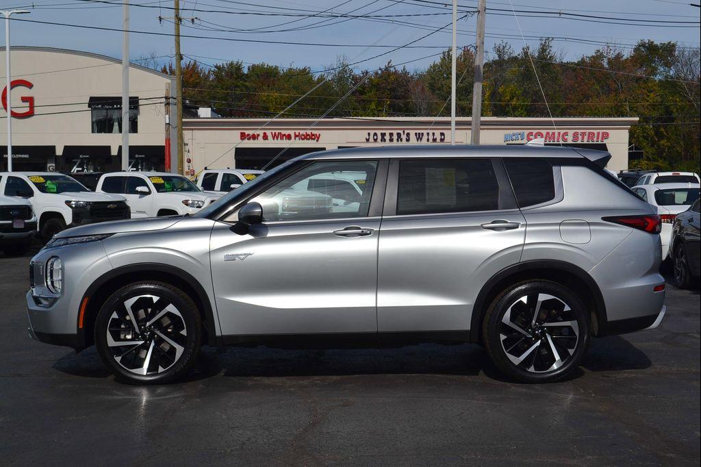 used 2024 Mitsubishi Outlander PHEV car, priced at $30,997
