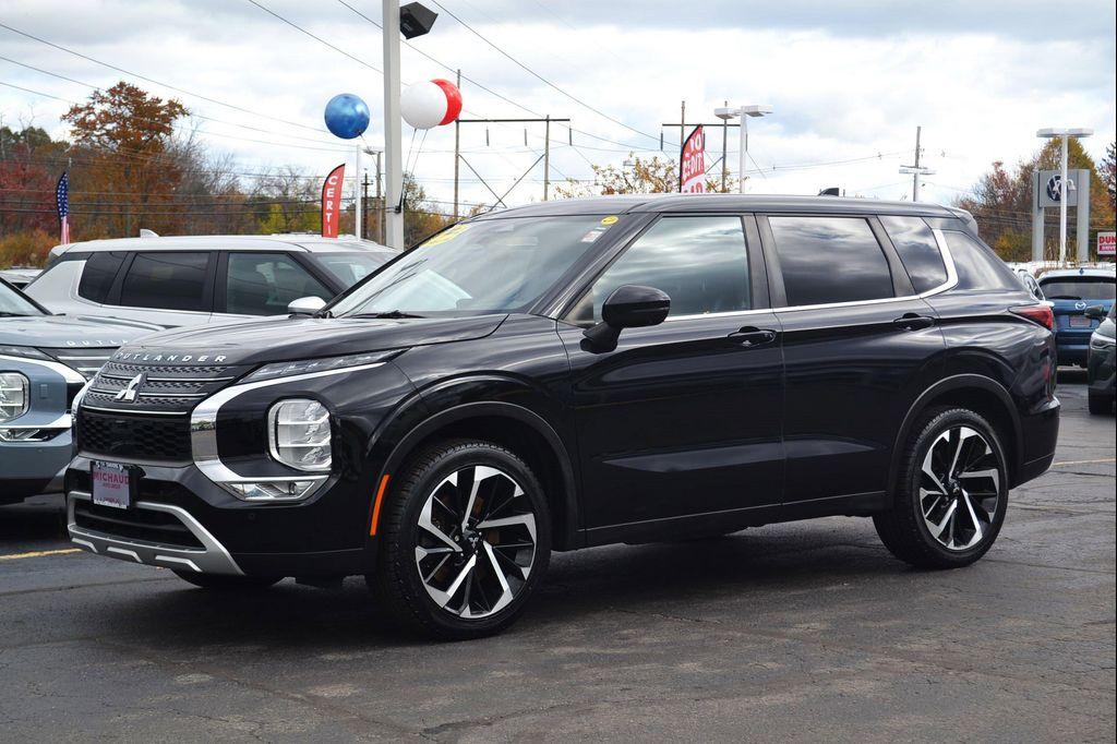 used 2022 Mitsubishi Outlander car, priced at $20,797
