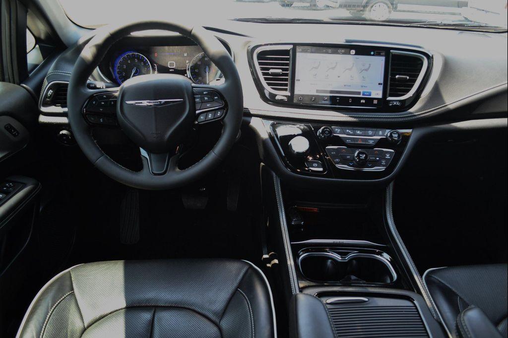 used 2023 Chrysler Pacifica car, priced at $29,497