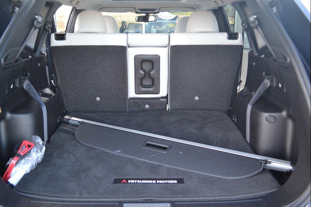 used 2024 Mitsubishi Outlander car, priced at $29,997