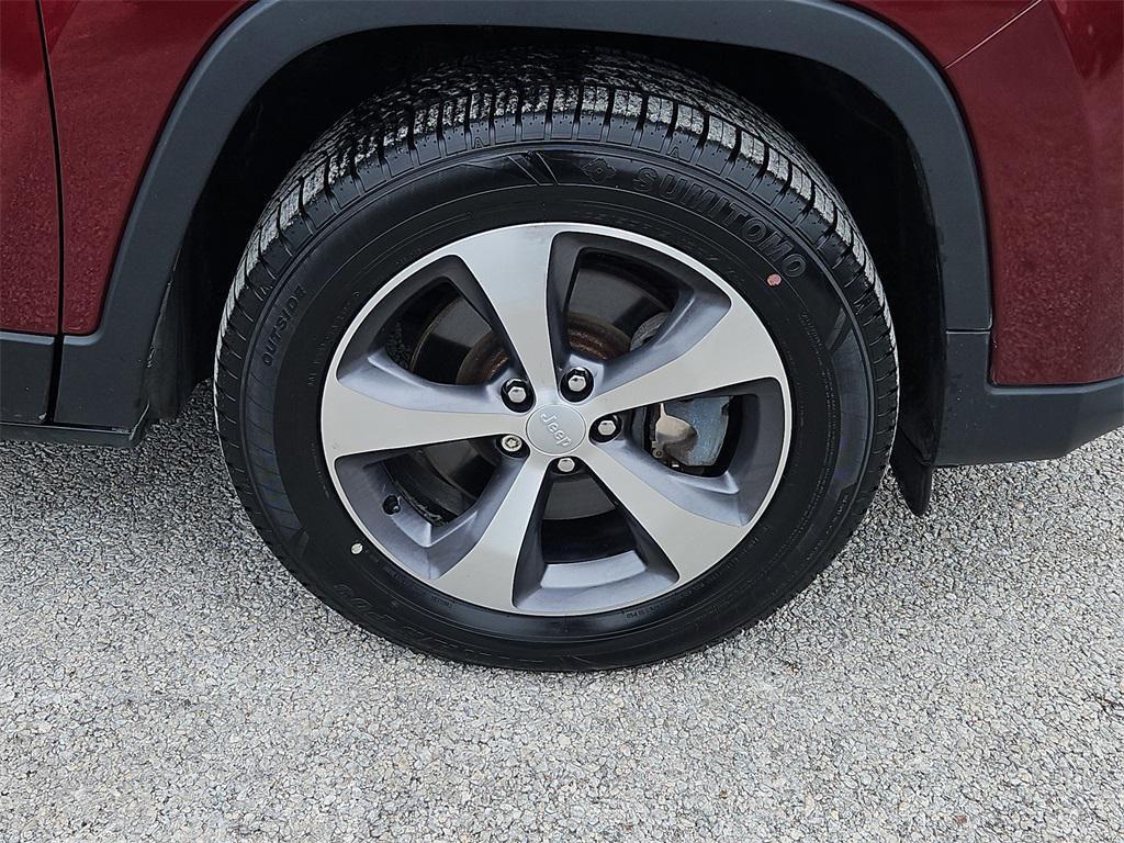 used 2020 Jeep Cherokee car, priced at $18,780