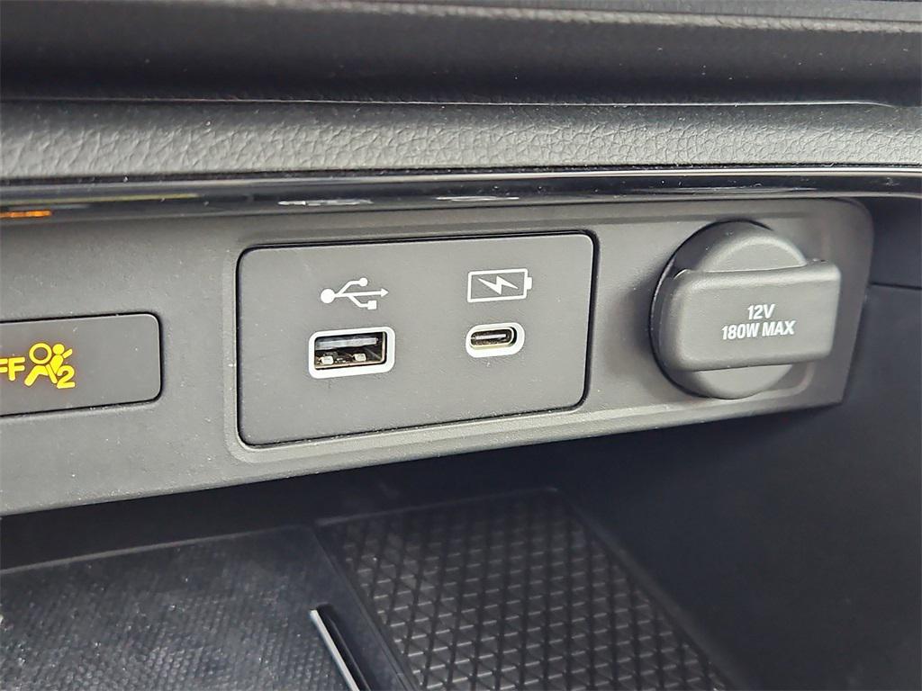 used 2023 Honda CR-V car, priced at $32,687