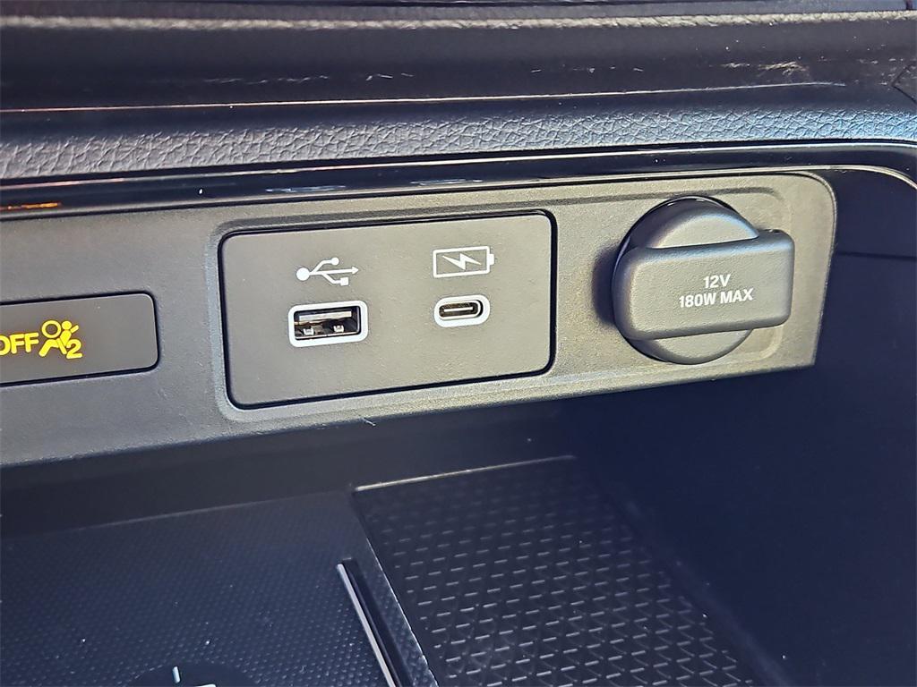 used 2025 Honda CR-V car, priced at $34,439