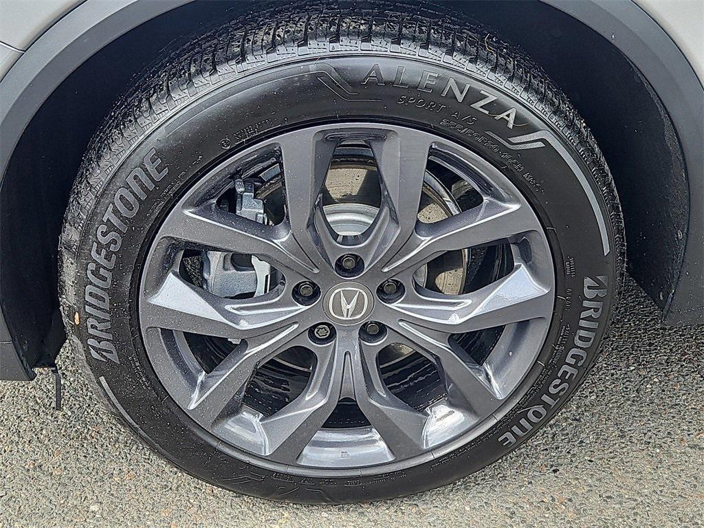 used 2024 Acura MDX car, priced at $45,387