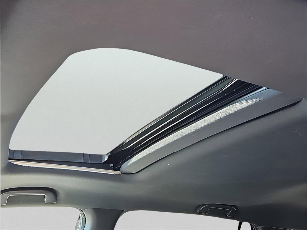 used 2022 Honda Pilot car, priced at $31,687