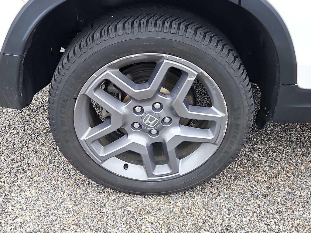 used 2023 Honda Passport car, priced at $32,846