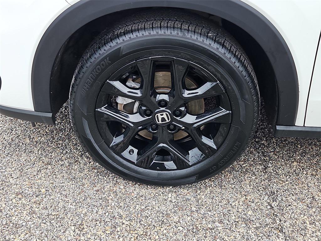 used 2024 Honda HR-V car, priced at $25,687