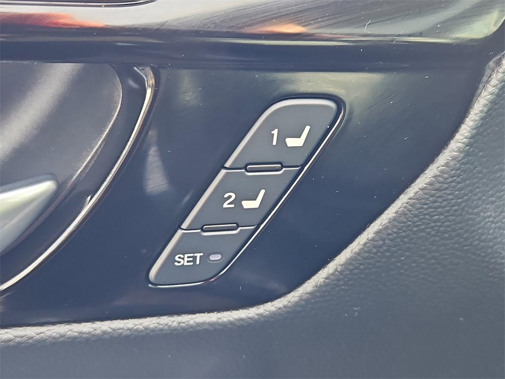 used 2024 Honda CR-V car, priced at $32,587