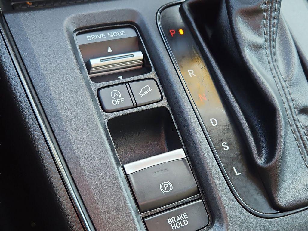 used 2024 Honda CR-V car, priced at $32,487