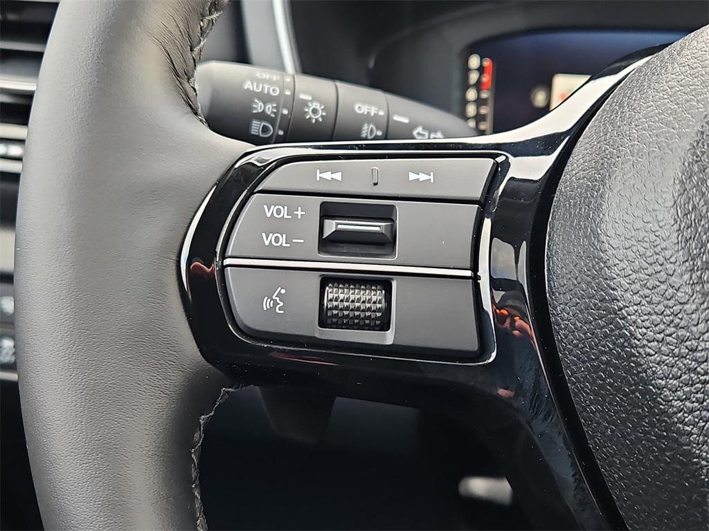 new 2025 Honda Pilot car, priced at $55,715