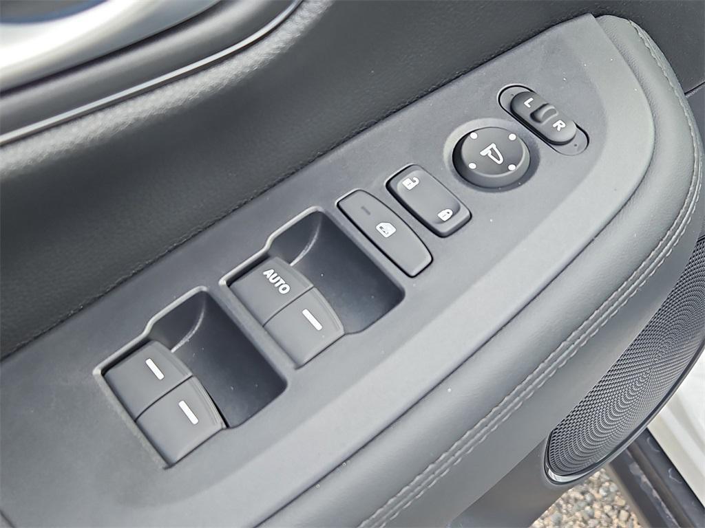 new 2026 Honda HR-V car, priced at $29,605