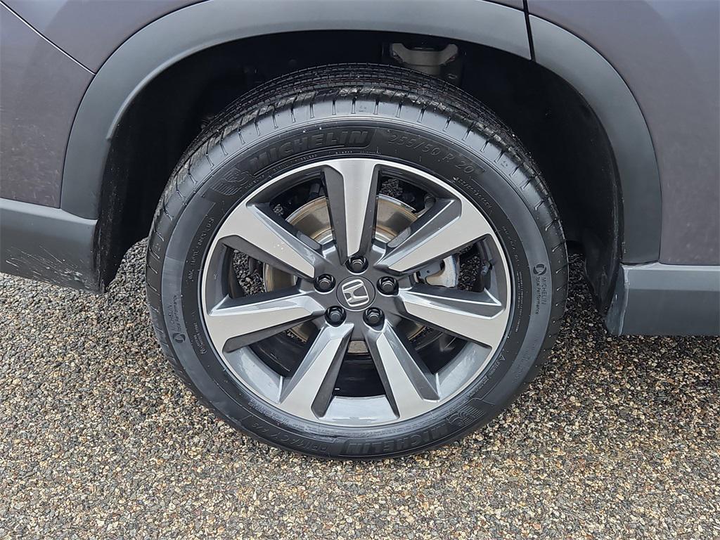 used 2024 Honda Pilot car, priced at $43,187