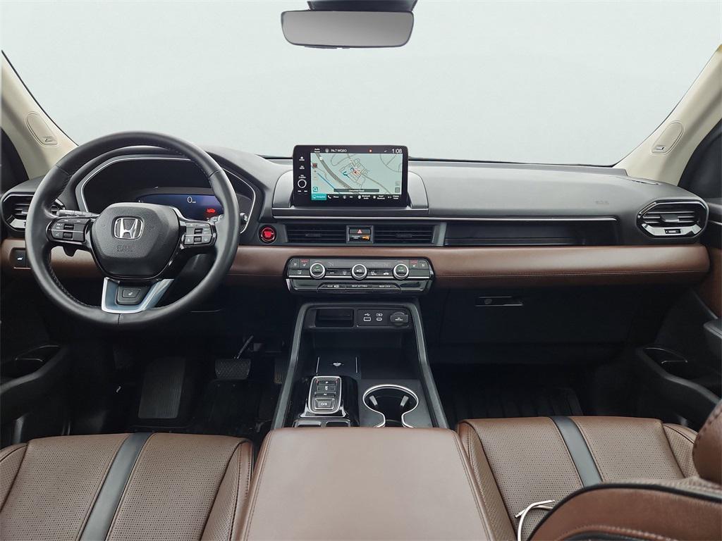 used 2024 Honda Pilot car, priced at $43,187