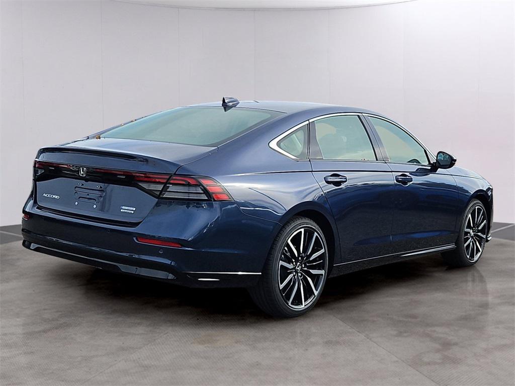 new 2025 Honda Accord Hybrid car, priced at $40,495