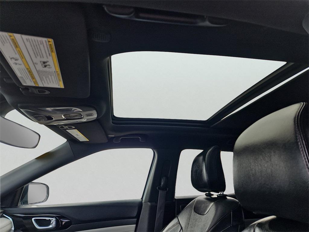 used 2023 Jeep Compass car, priced at $22,987