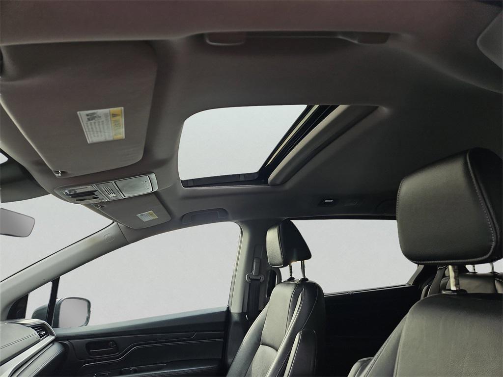 used 2024 Honda Odyssey car, priced at $35,387
