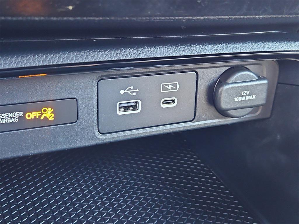 used 2025 Honda CR-V car, priced at $31,066