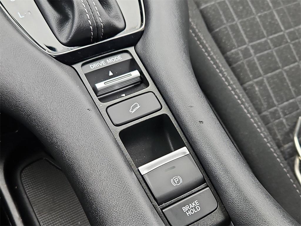 used 2025 Honda HR-V car, priced at $26,050