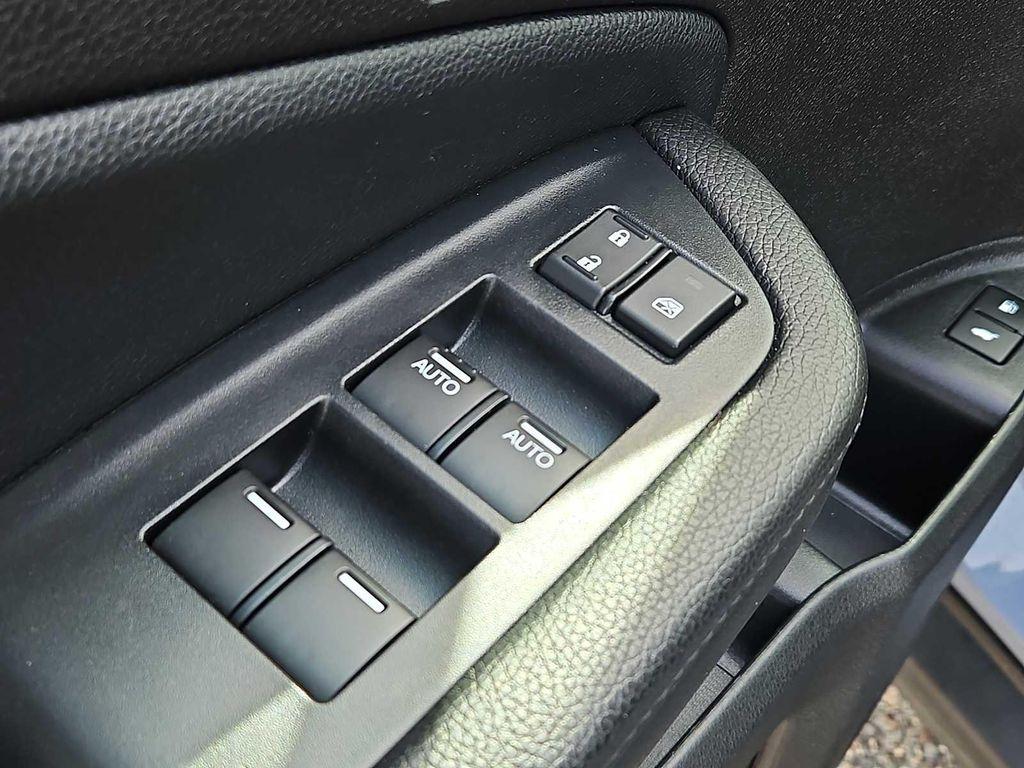 used 2022 Honda Pilot car, priced at $30,687