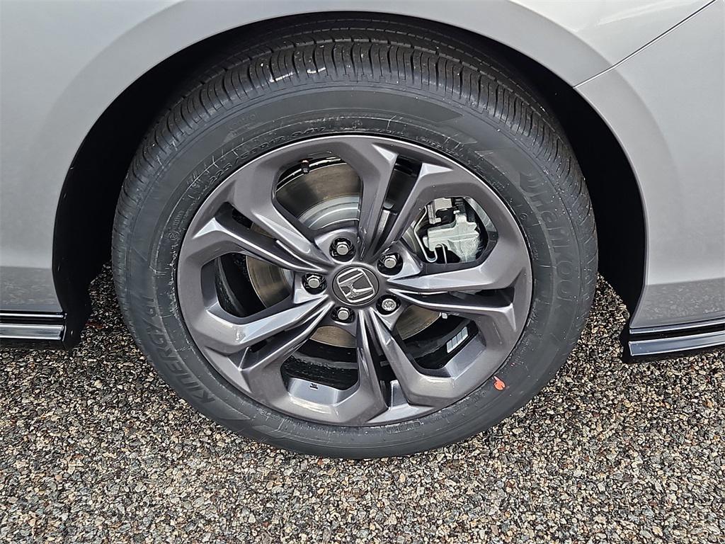 new 2025 Honda Accord Hybrid car, priced at $36,135