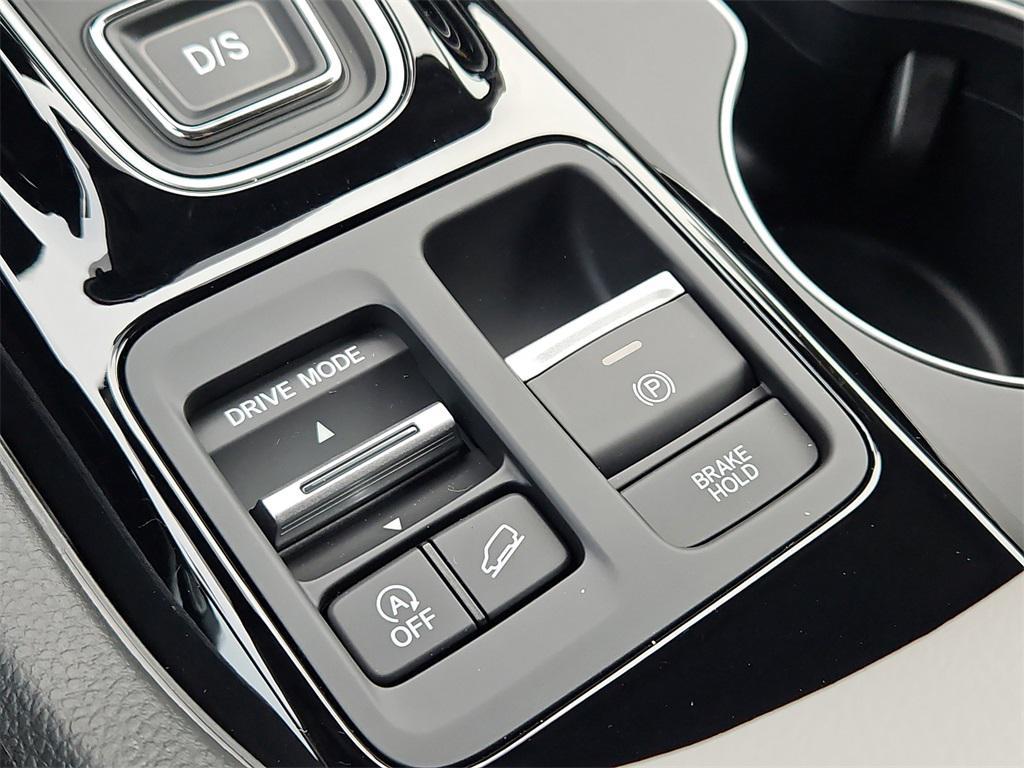 new 2025 Honda Pilot car, priced at $47,550