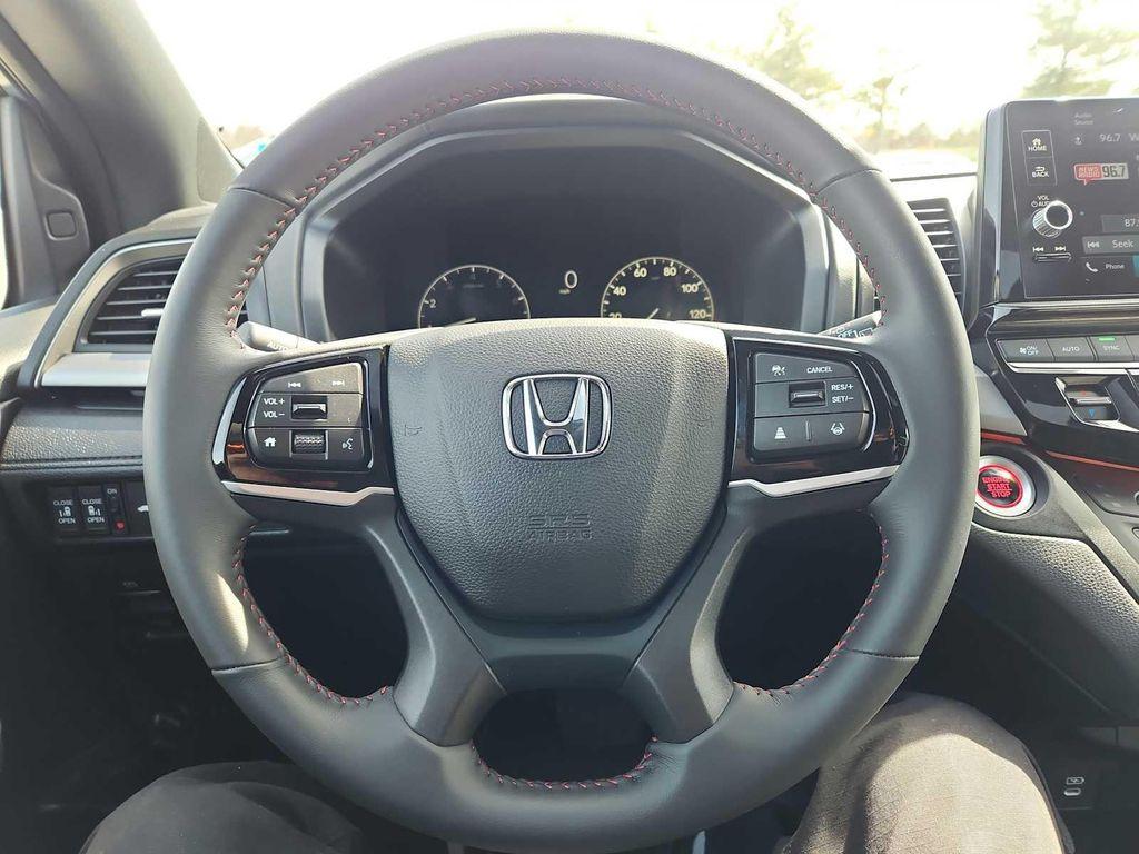 used 2026 Honda Odyssey car, priced at $44,998