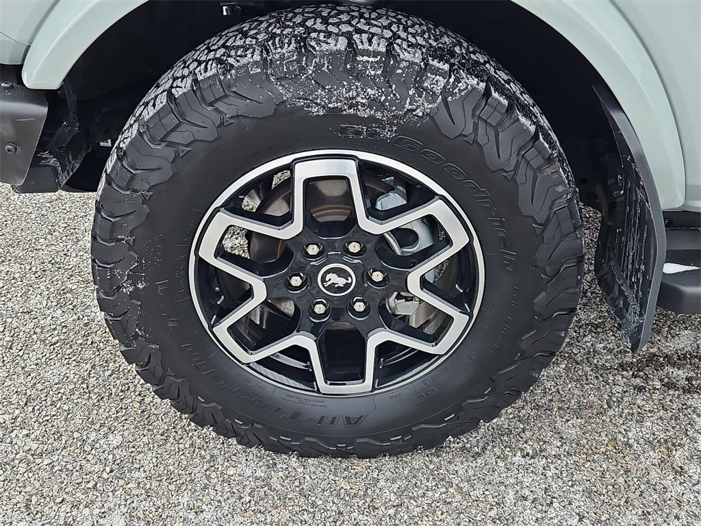 used 2023 Ford Bronco car, priced at $44,887