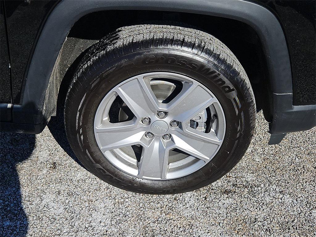 used 2022 Jeep Compass car, priced at $21,987