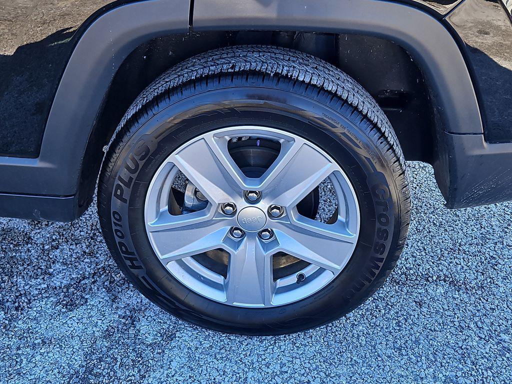 used 2022 Jeep Compass car, priced at $21,987