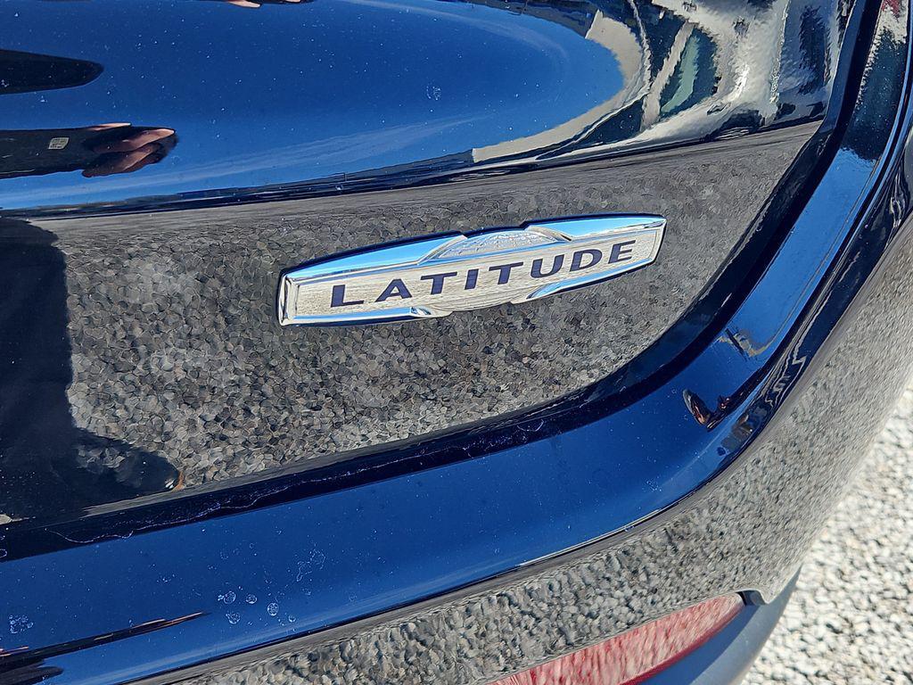 used 2022 Jeep Compass car, priced at $21,987