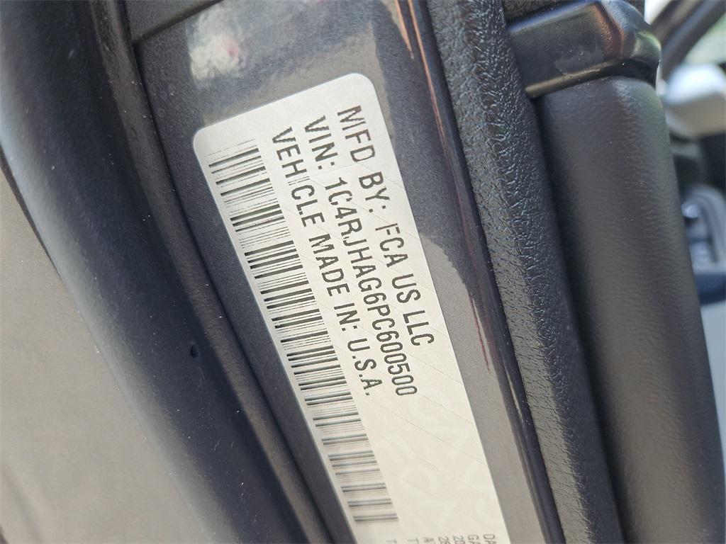 used 2023 Jeep Grand Cherokee car, priced at $32,667