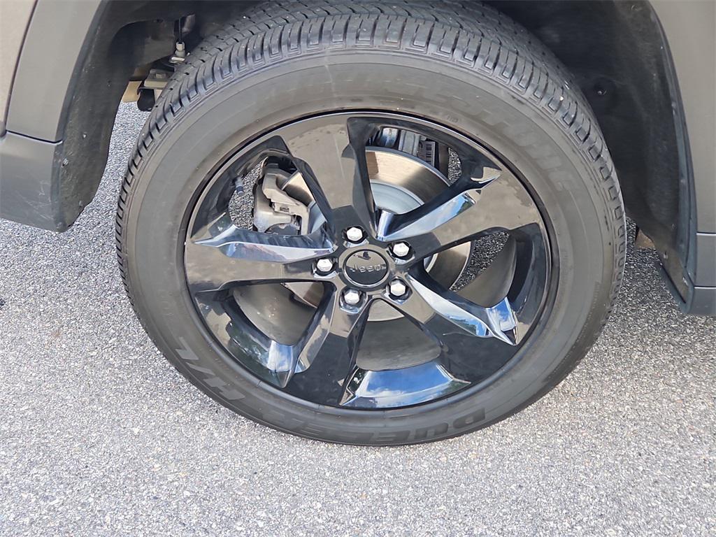 used 2023 Jeep Grand Cherokee car, priced at $32,667