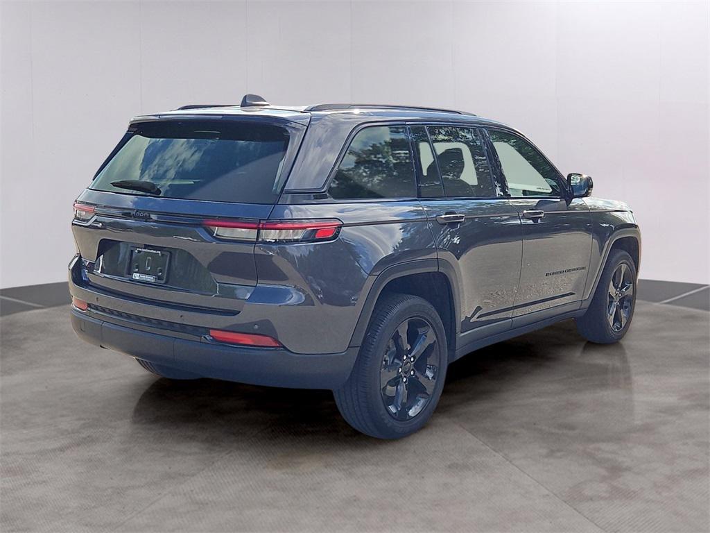 used 2023 Jeep Grand Cherokee car, priced at $32,667