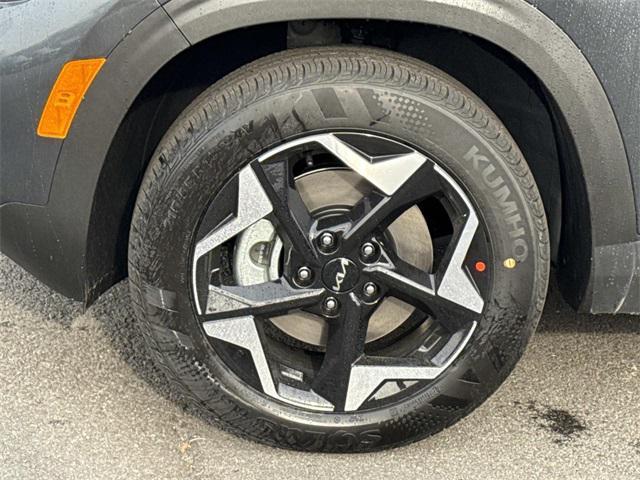 new 2026 Kia Seltos car, priced at $26,358