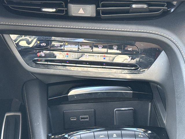 used 2023 Buick Envision car, priced at $19,000