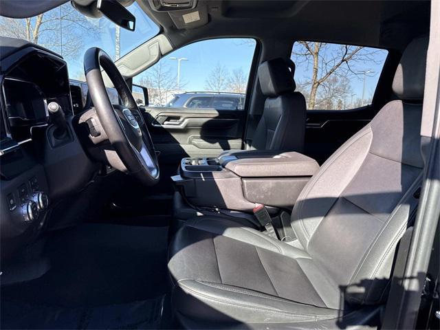 used 2024 GMC Sierra 1500 car, priced at $40,000