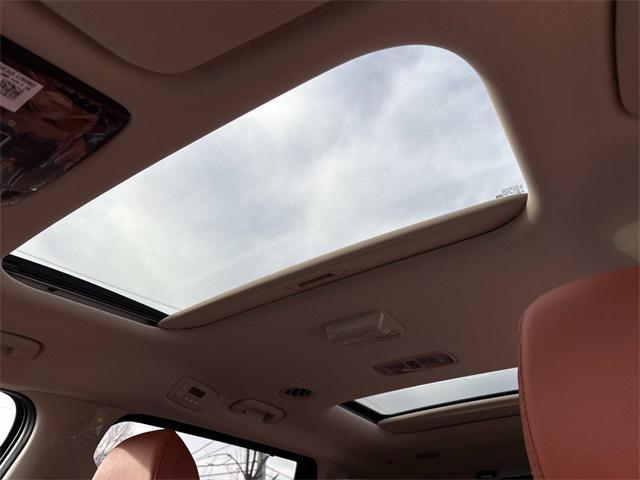 new 2026 Kia Carnival Hybrid car, priced at $52,915