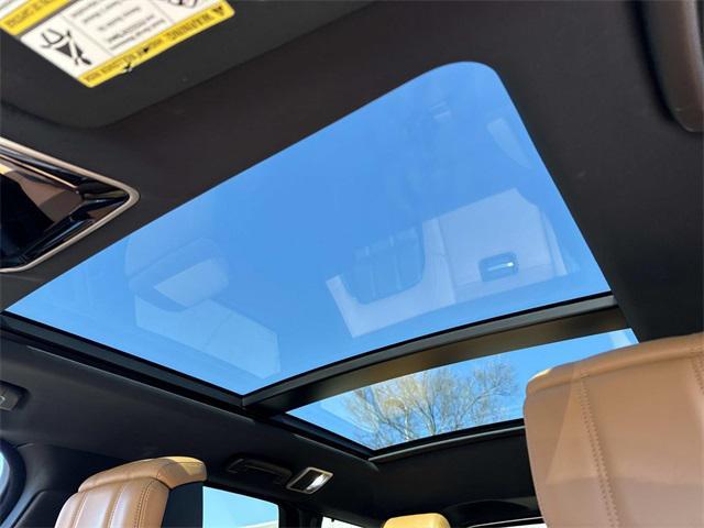 used 2018 Land Rover Range Rover Sport car, priced at $25,000